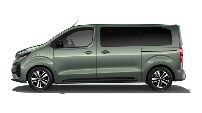 Peugeot Traveller 100kW Allure Standard [7 Seat] 75kWh 5dr Auto Electric Estate - Image 2